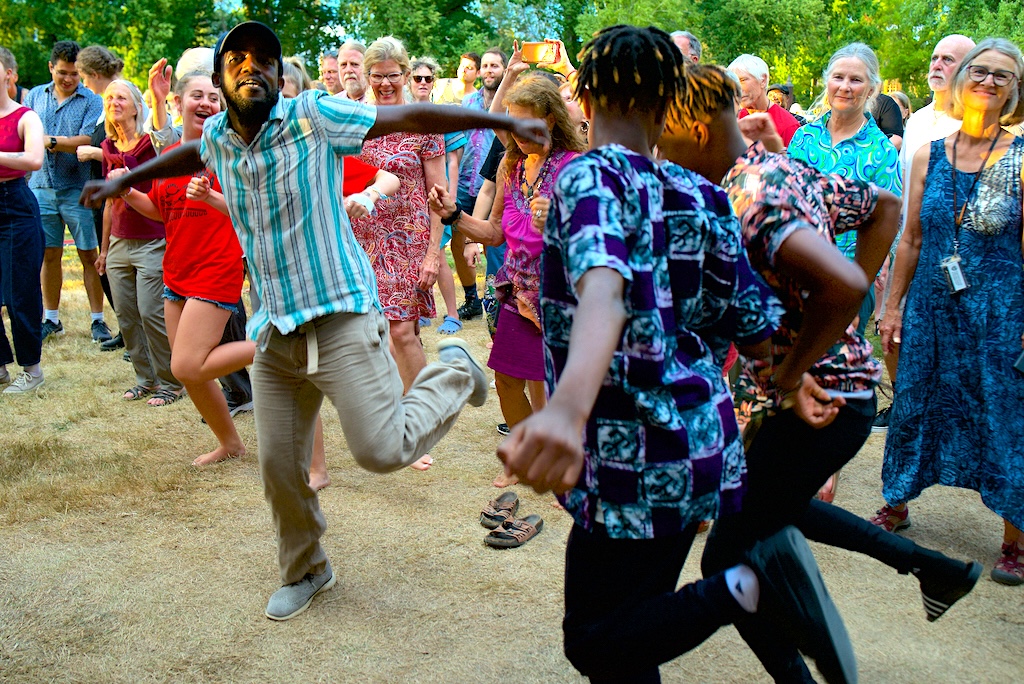 Concert crowd at Zimfest 2023 (photo by Rob Saecker)